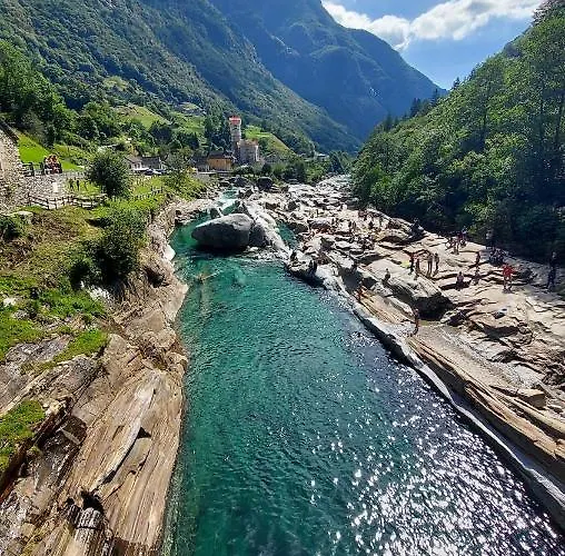 33 Self Check-in 24h