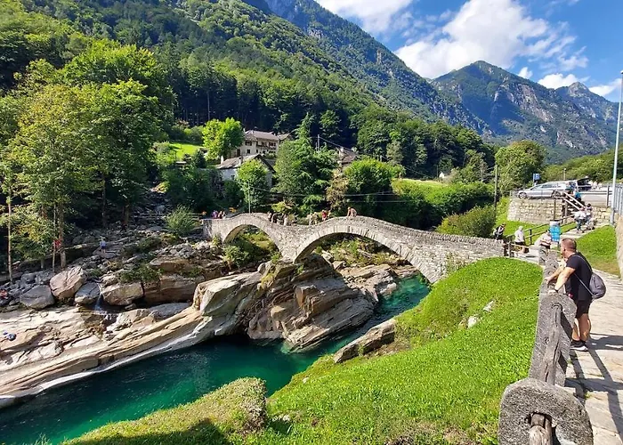 33 Self Check-in 24h Vendégház 3*