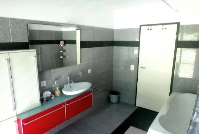 33 Self Check-in 24h Gasthof Cadenazzo