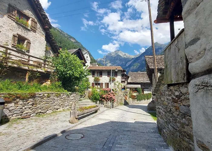 33 Self Check-in 24h Cadenazzo